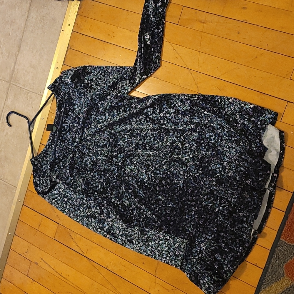 Womans long sleeve velvet dress